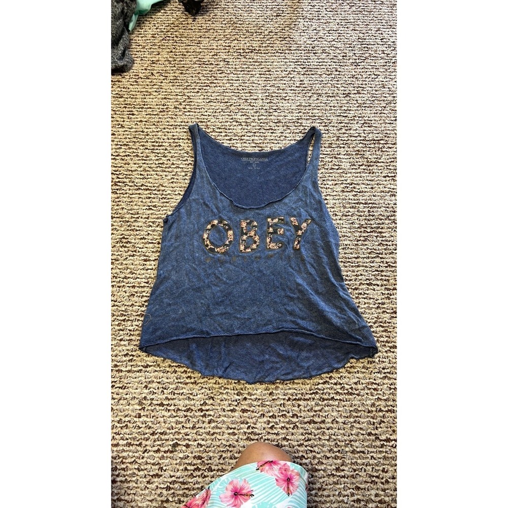 OBEY‎ cropped top